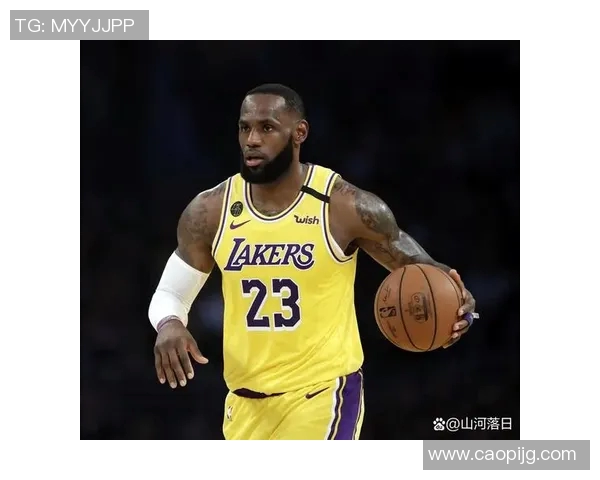 明星球员生活曝光:赛场之外的另一面 明星球员生活曝光:赛场之外的另一面